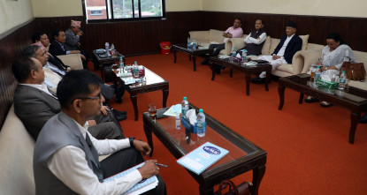 निर्वाचन क्षेत्र बाँडफाँटको निर्णायक वार्तामा पाँच दलीय सत्तारूढ गठबन्धन